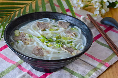 羊肉米線